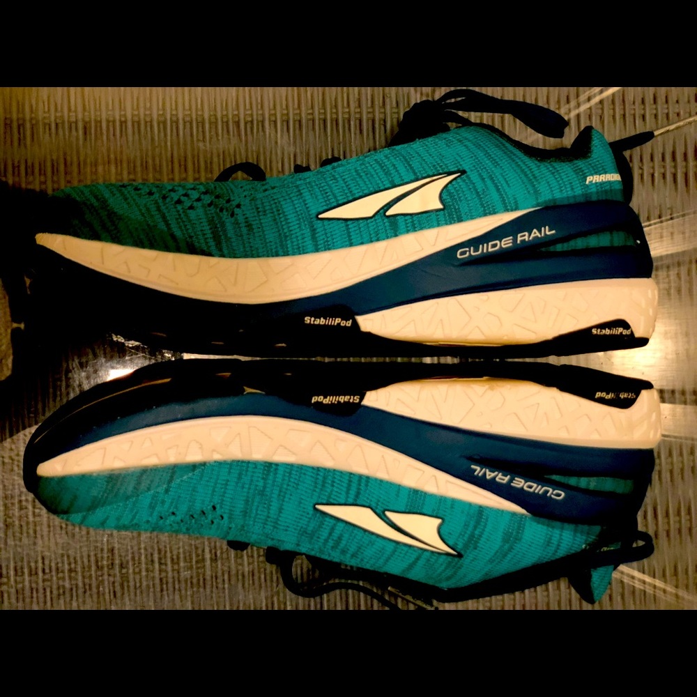 Altra Paradigm Tennis Shoe